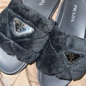 Prada slides …Worn 1 time price is firm BASICALLY NEW SWIPE TO SEE THE BOTTOM